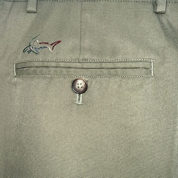 Greg Norman Men’s size 42 Golf Shorts neutral tan - Picture 7 of 11